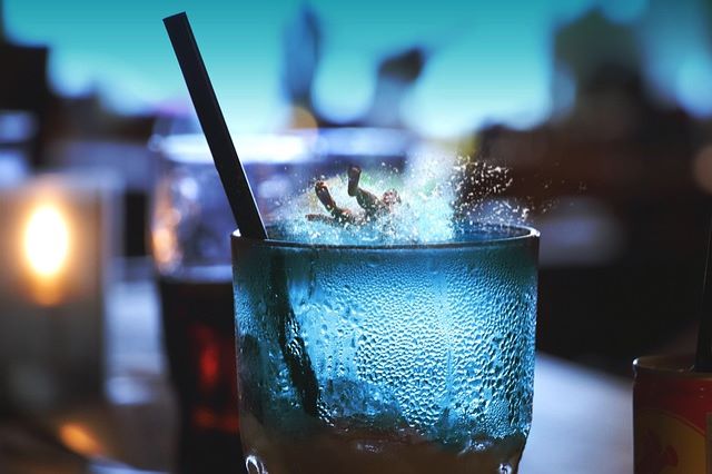 Where should I learn about drinking straw machines?